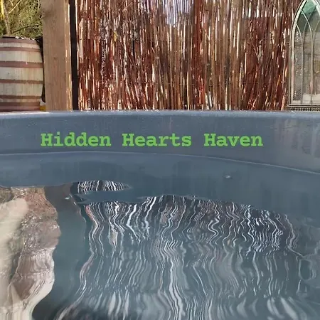 Rent A At Hidden Hearts