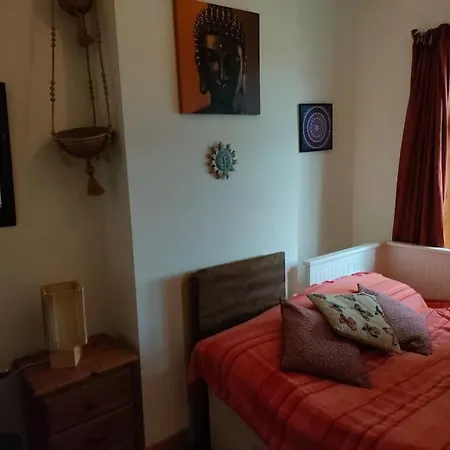 Rent A At Hidden Hearts Roscrea